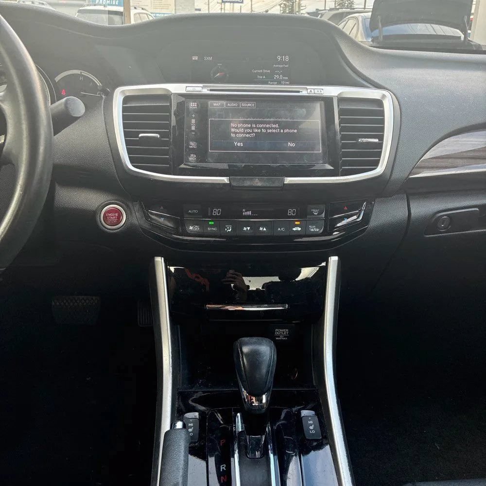 Used 2017 Honda Accord EX-L image 26