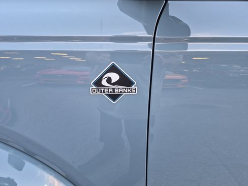Certified 2023 Ford Bronco Outer Banks AWD/4WD image 7