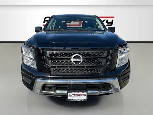 Used 2024 Nissan Titan SV w/ Accessory Utility Package RWD image 2