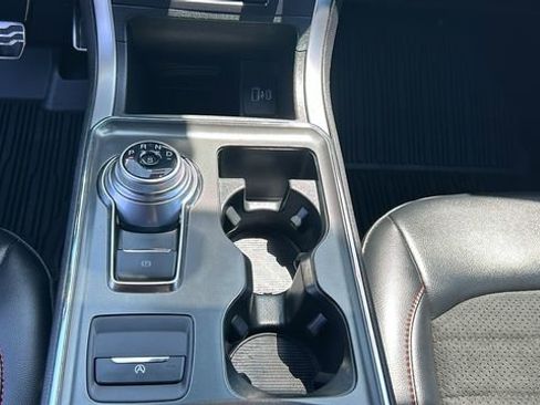 Used 2022 Ford Edge ST-Line image 21