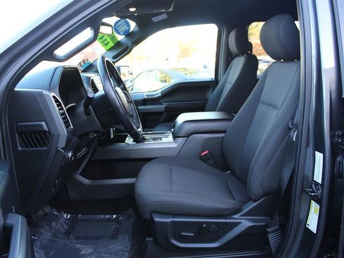 Used 2019 Ford F150 XLT w/ Equipment Group 302A Luxury image 21