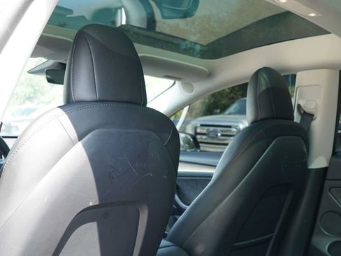 Used 2023 Tesla Model 3 Standard Range RWD image 16
