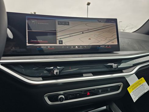 New 2026 BMW X5 xDrive50e w/ Executive Package image 51