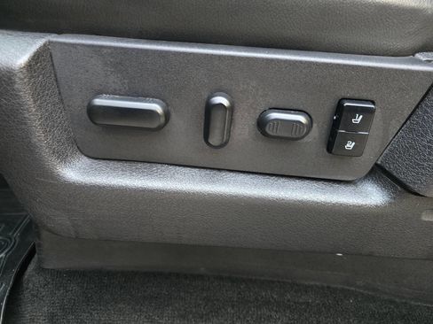 Used 2013 Ford F150 FX4 w/ Luxury Equipment Group image 38