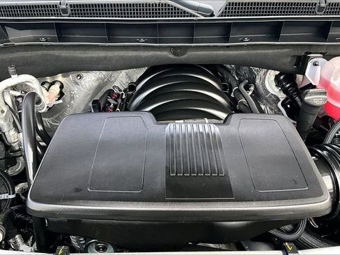 Used 2026 GMC Yukon Denali Ultimate AWD/4WD image 32