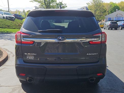 Certified 2023 Subaru Ascent Premium w/ Convenience Package AWD/4WD image 6