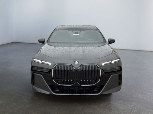 New 2026 BMW 740i xDrive image 8