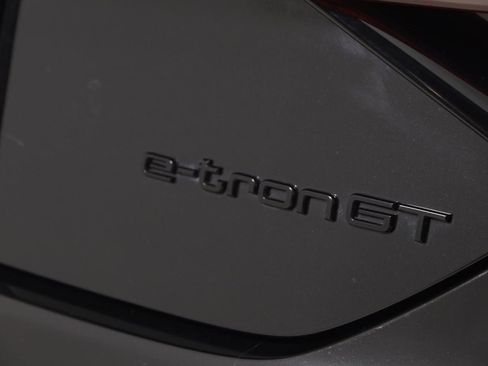 Used 2024 Audi RS e-tron GT w/ Carbon Performance Package image 91