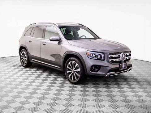 Used 2022 Mercedes-Benz GLB 250 4MATIC image 7