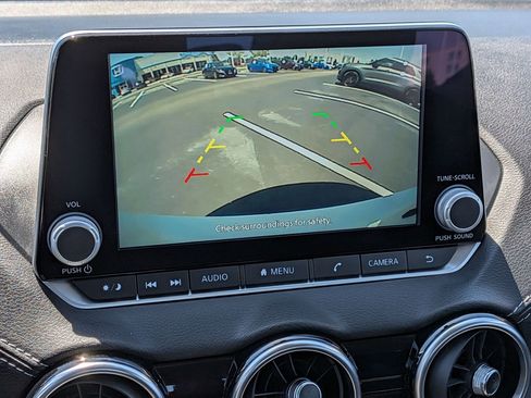 Used 2025 Nissan Sentra SV FWD image 23