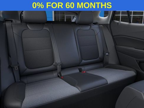 New 2026 Chevrolet Trax LT w/ LT Convenience Package FWD image 17