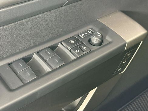 Certified 2026 Toyota Sequoia Platinum AWD/4WD image 29