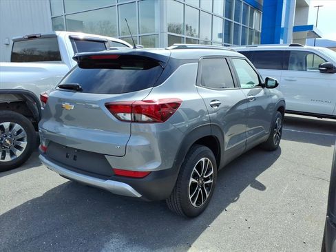 Used 2025 Chevrolet TrailBlazer LT image 4