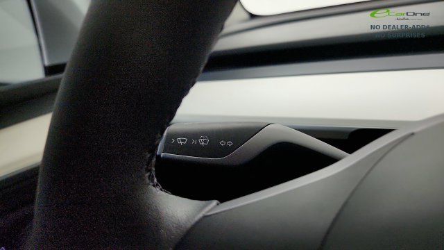 Used 2025 Tesla Model Y Performance AWD/4WD image 57