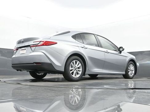 New 2026 Toyota Camry LE image 24