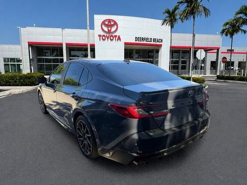Used 2025 Toyota Camry SE w/ Convenience Package FWD image 8