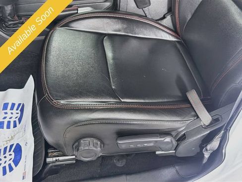 Used 2021 Jeep Wrangler Unlimited Rubicon AWD/4WD image 18