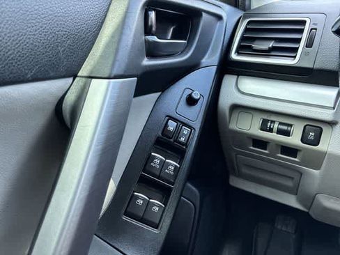 Used 2018 Subaru Forester 2.5i w/ Alloy Wheel Package image 38