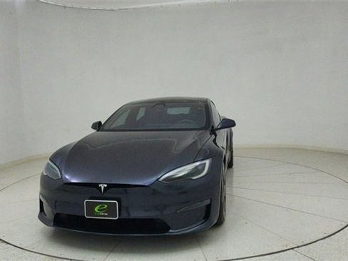 Used 2025 Tesla Model S image 59