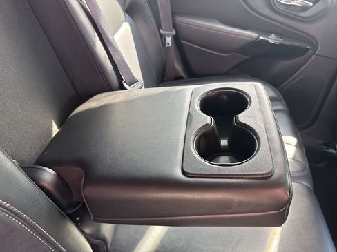 Used 2023 Jeep Cherokee Altitude Lux image 61