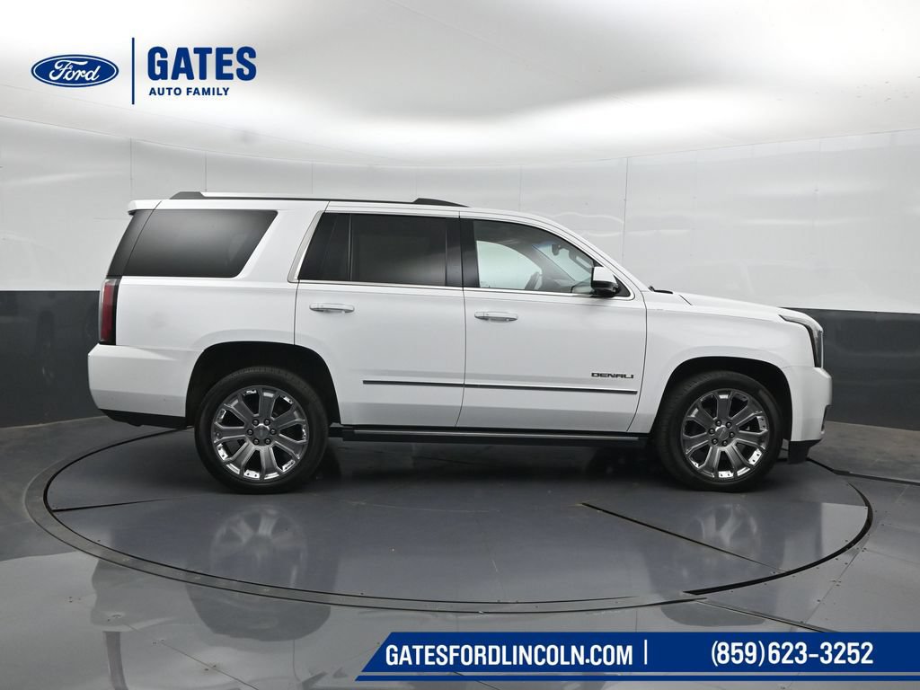 Used 2017 GMC Yukon Denali w/ Open Road Package AWD/4WD image 3
