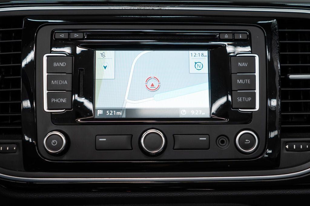 Used 2013 Volkswagen Beetle TDI FWD image 18