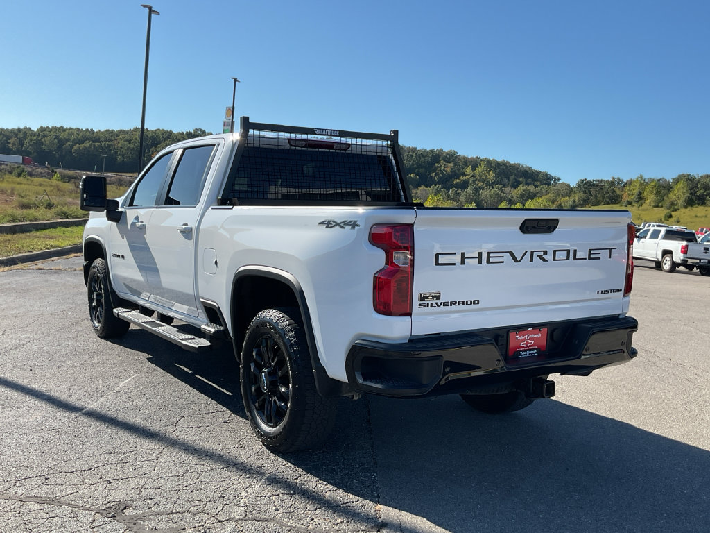 Used 2026 Chevrolet Silverado 2500 Custom w/ Custom Value Package AWD/4WD image 6
