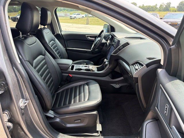 Used 2024 Ford Edge SEL w/ Convenience Package AWD/4WD image 30