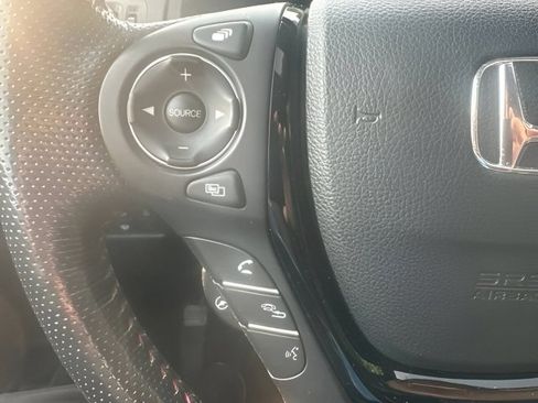 Used 2023 Honda Ridgeline Black Edition image 16