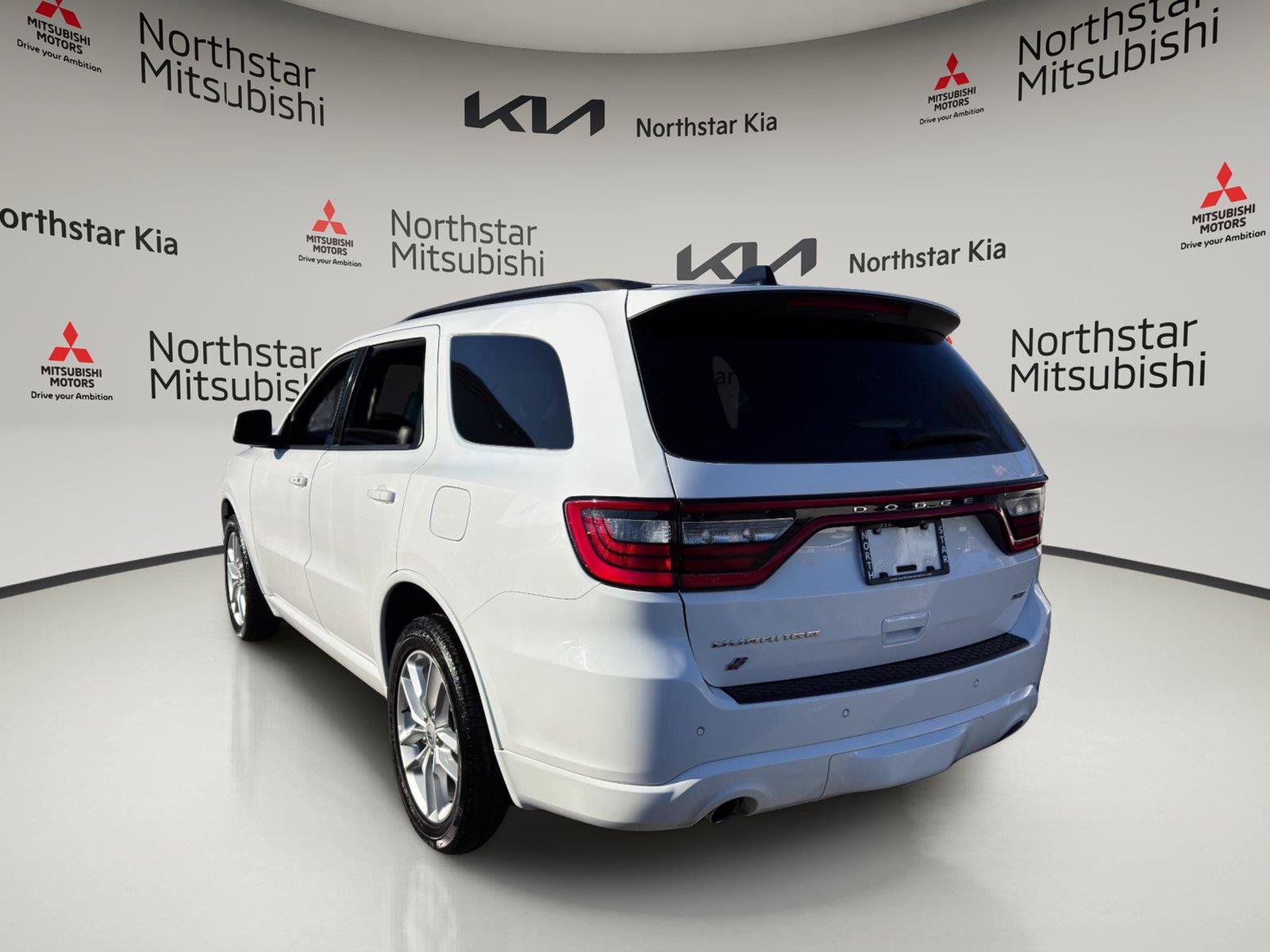 Used 2024 Dodge Durango GT AWD/4WD image 2