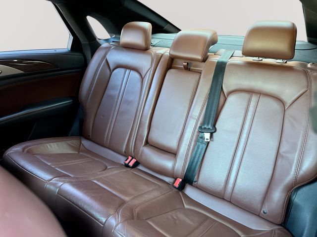 Used 2017 Lincoln MKZ Reserve FWD image 31