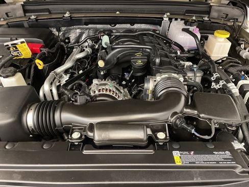 New 2026 Jeep Gladiator Sport image 17