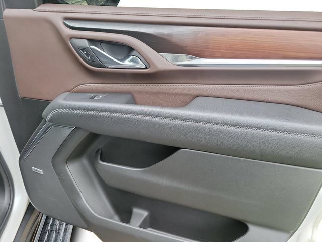 Used 2022 GMC Yukon XL Denali RWD image 39