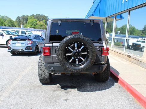 Used 2020 Jeep Wrangler Unlimited Sahara AWD/4WD image 5