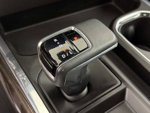 Used 2024 Chevrolet Silverado 1500 LT Trail Boss w/ LT Trail Boss Premium Package AWD/4WD image 27