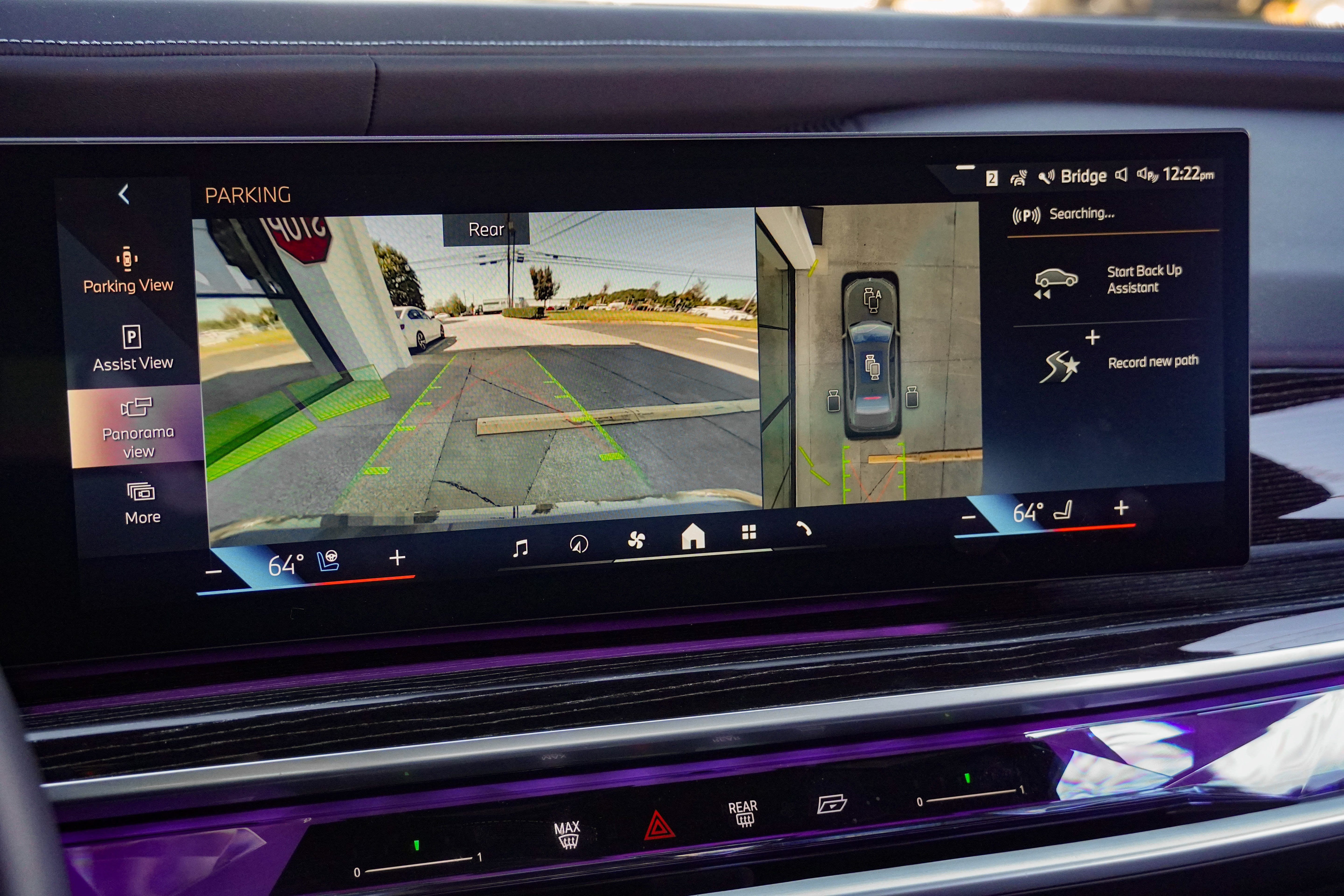 Certified 2024 BMW 740i RWD image 24