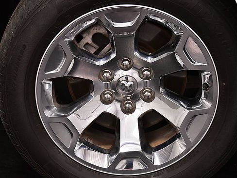Used 2023 RAM 1500 Big Horn AWD/4WD image 9