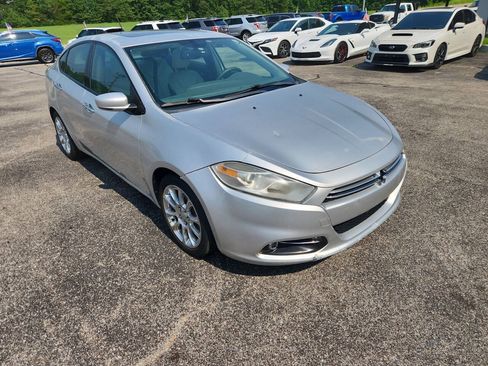 Used 2013 Dodge Dart Limited w/ Premium Group FWD image 2