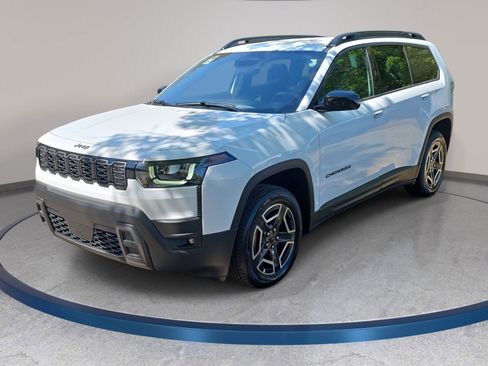 New 2026 Jeep Cherokee Laredo AWD/4WD image 1