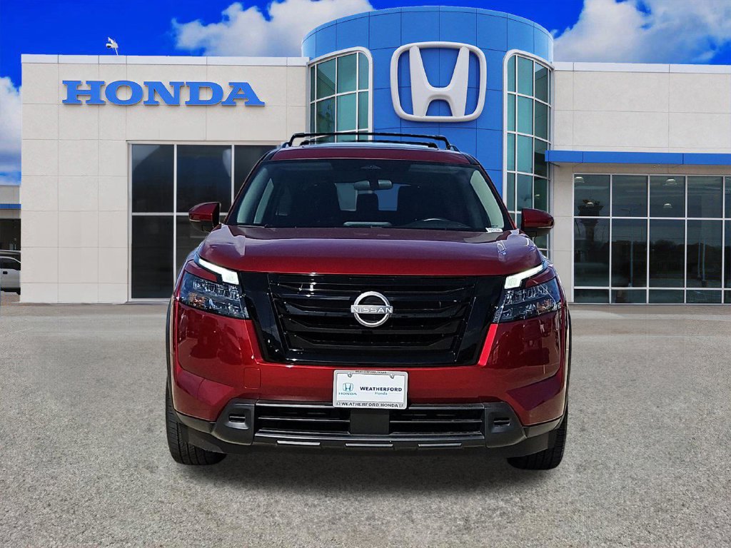Used 2025 Nissan Pathfinder SV w/ SV Premium Package FWD image 7