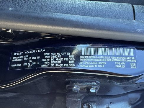 Used 2020 Jeep Renegade Latitude image 24