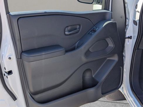 New 2026 Nissan Frontier S image 15