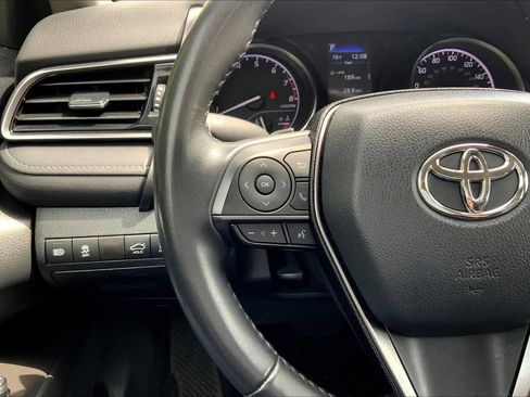 Used 2024 Toyota Camry SE FWD image 23