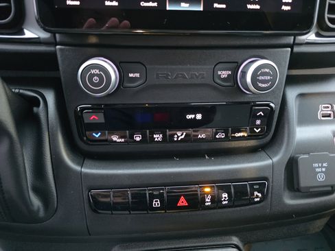 New 2026 RAM ProMaster 3500 w/ Premium Convenience Group image 8