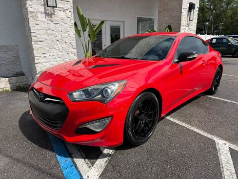 Used 2016 Hyundai Genesis 3.8 RWD image 3