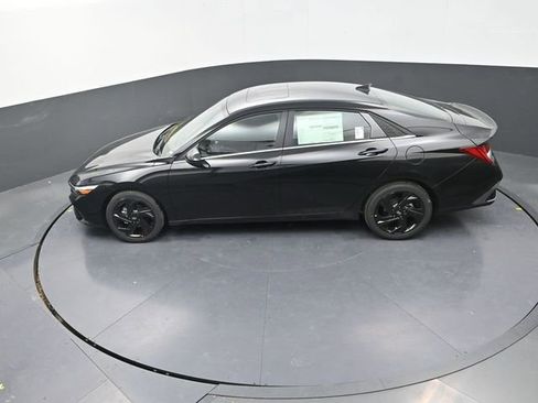 New 2026 Hyundai Elantra SEL Sport Premium w/ Cargo Package FWD image 25