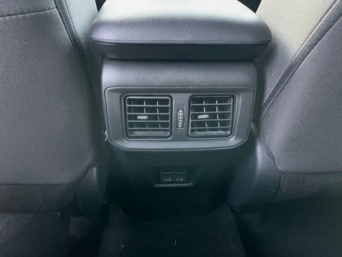 Used 2025 Toyota RAV4 XLE w/ Convenience Package image 24