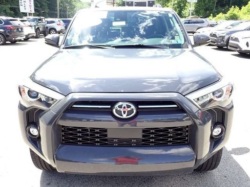 Used 2024 Toyota 4Runner SR5 Premium w/ Moonroof Package AWD/4WD image 12