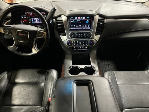 Used 2017 GMC Yukon SLE w/ SLE Value Package RWD image 19