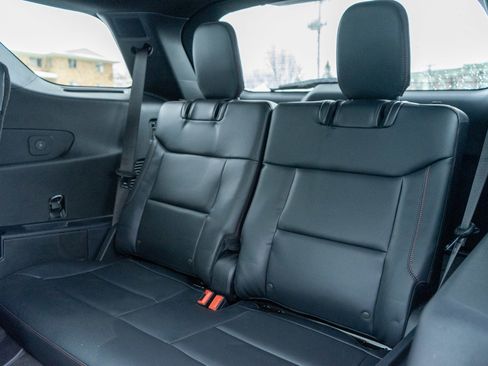 Used 2025 Ford Explorer ST-Line w/ Premium Package image 33